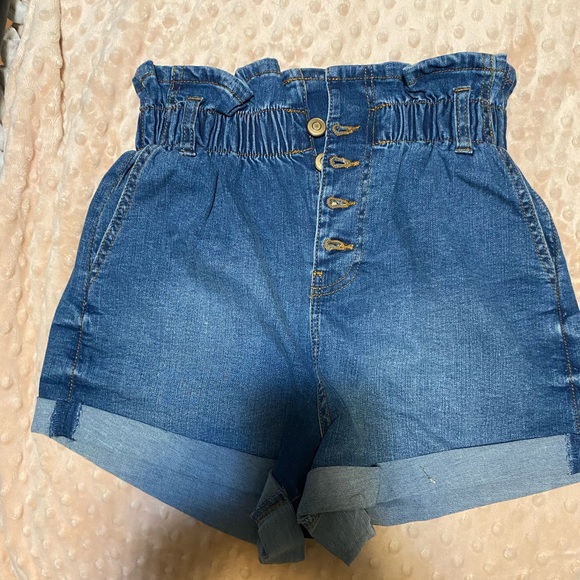 Other - Paper bag jean shorts.